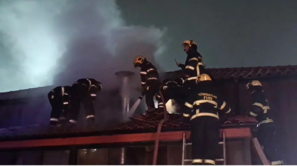 Bakının Xətai rayonunda restoranda yanğın olub