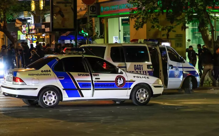 İrəvanda Paşinyanın istefasını tələb edən şəxslər saxlanılıb - YENİLƏNİB