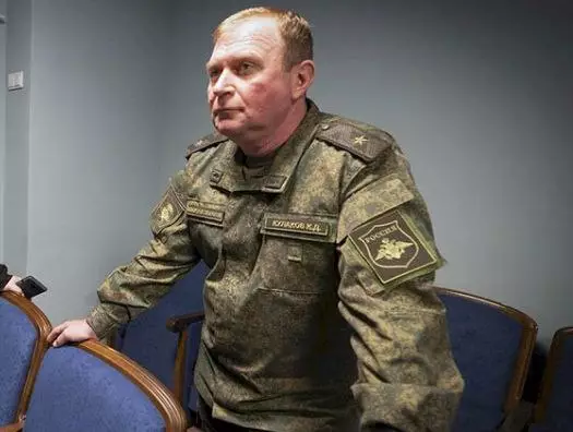 Sülhməramlı kontingentinin komandanı dəyişib