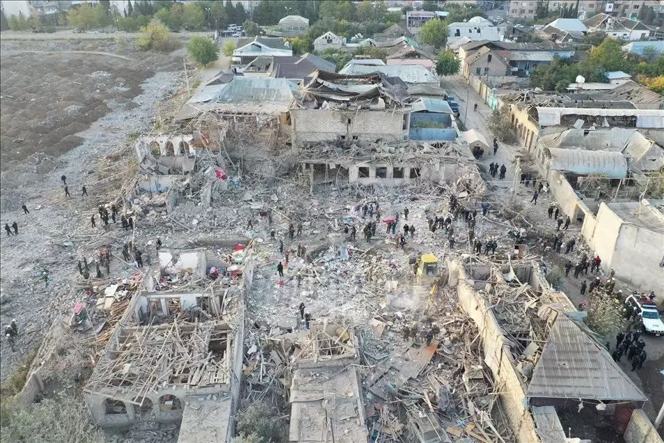 İsrail "Hizbullah" hədəflərinə zərbələr endirib