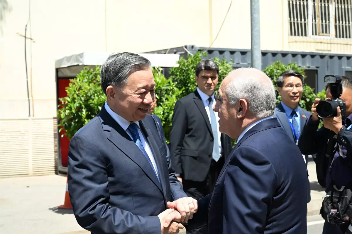 Əli Əsədov Vyetnama səfərə dəvət edilib