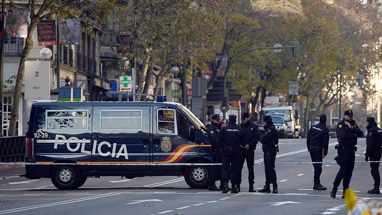 İspaniyada “uşağınızı futbolçu edəcəyik” vədi ilə dələduzluq