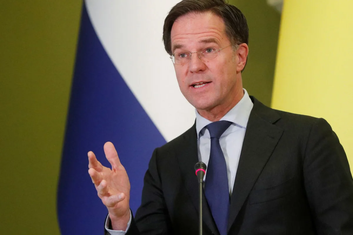 Rutte boş zalda çıxış etdi
