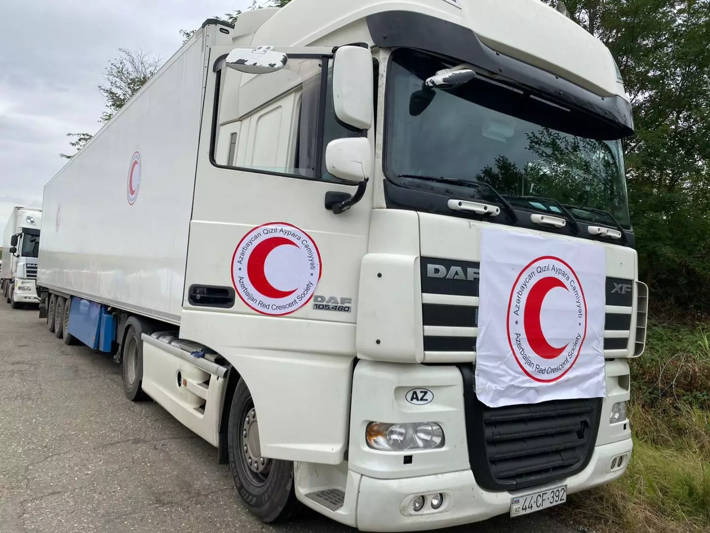 Ağdam-Xankəndi yolunda AzQAC-ın ərzaq yüklərinin yerləşdiyi məntəqəyə səfər başlayıb