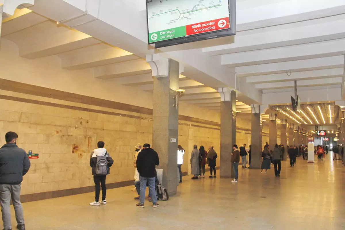 Bakı metrosunda sərnişin sayı artıb