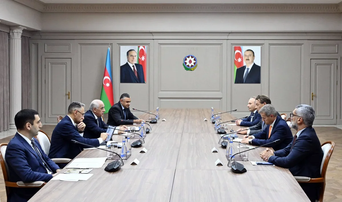 Əli Əsədov Damen Shipyards-ın rəhbəri ilə görüşüb