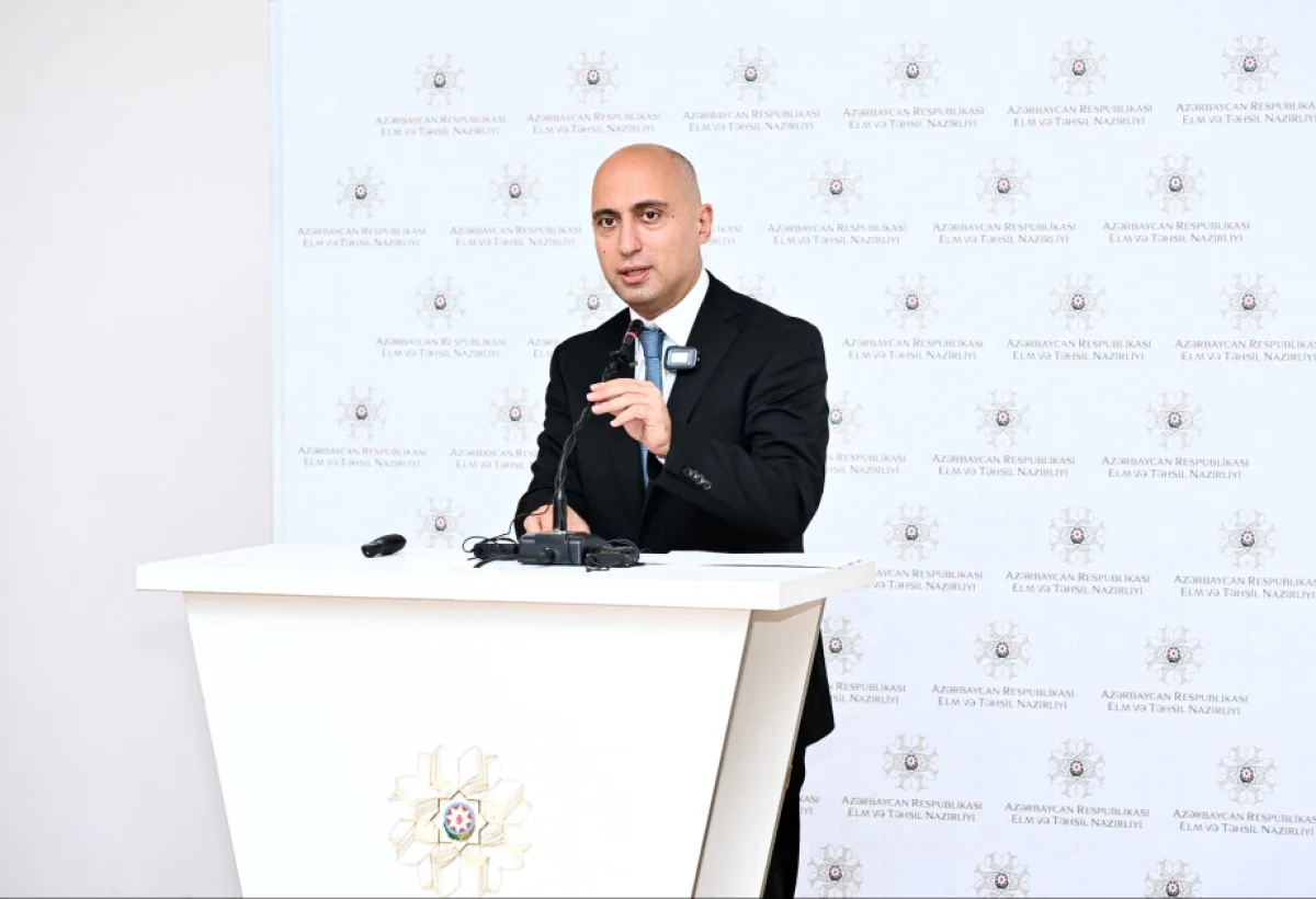 Emin Amrullayev congratulates education community on Knowledge Day