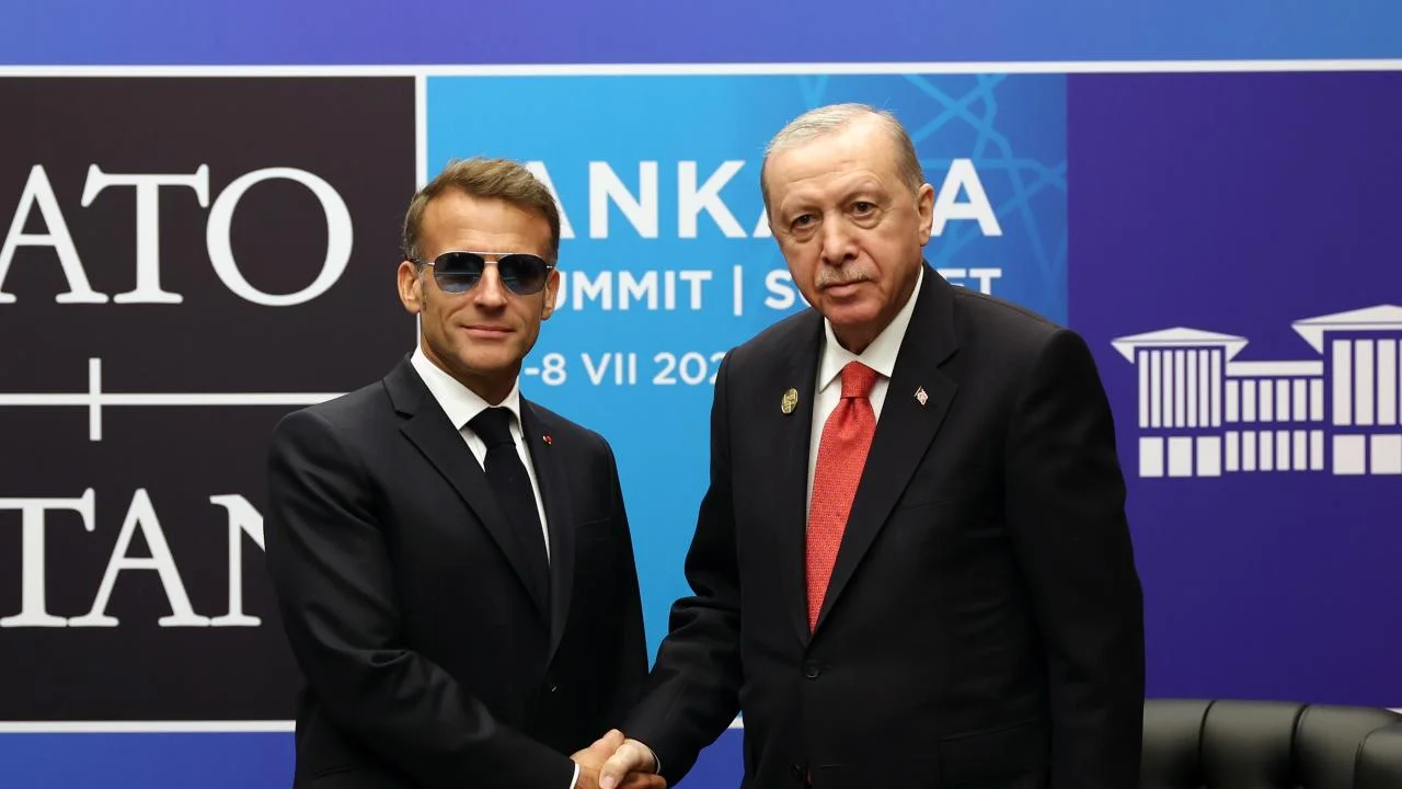 Erdogan holds bilateral talks with Macron and Meloni at NATO summit