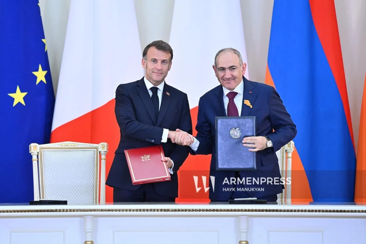 Armenia and France sign strategic partnership declaration