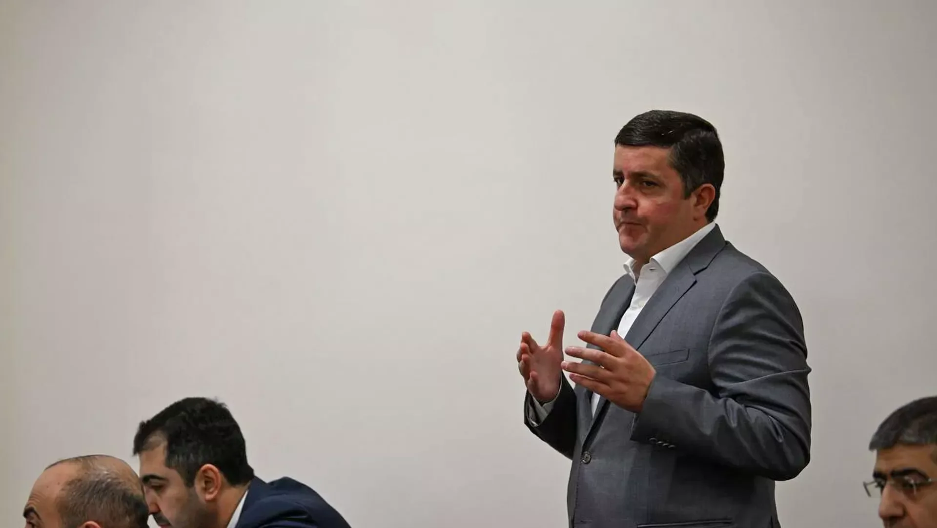 Ermənistanda müxalifətçi siyasətçi həbs edilib