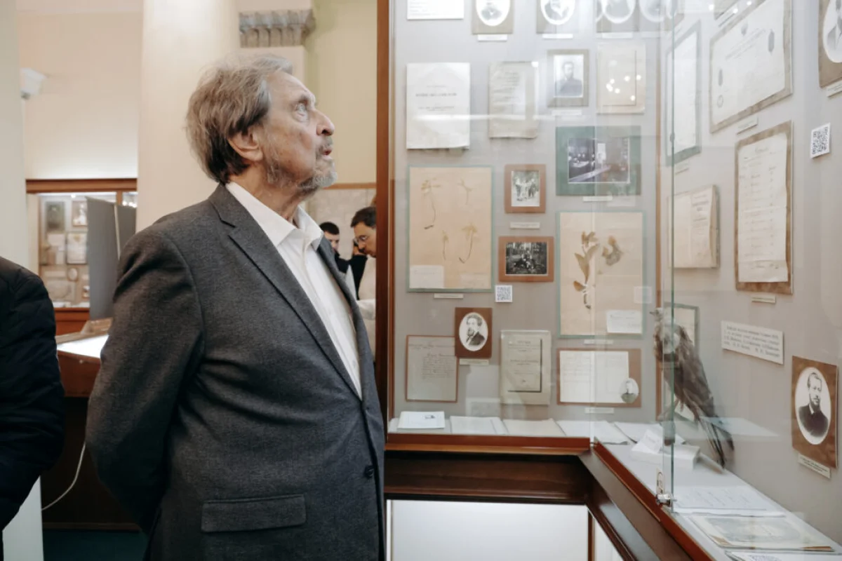 Errol Mask Rusiyadadır