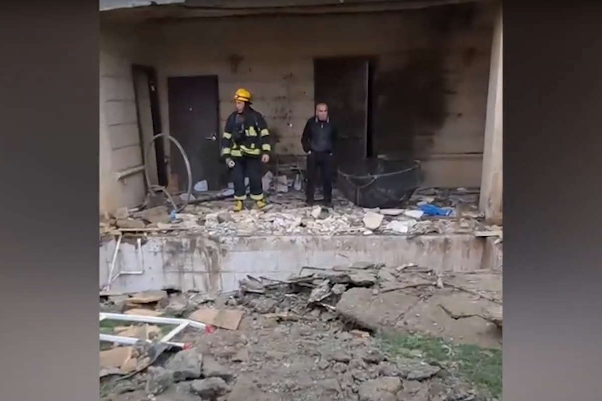 Bakıxanov qəsəbəsində evdə partlayış olub, xəsarət alanlar var - YENİLƏNİB-1