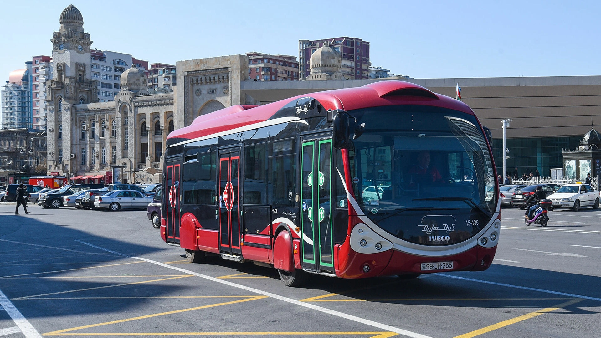 Avtobusların hərəkət intervalında gecikmələr var