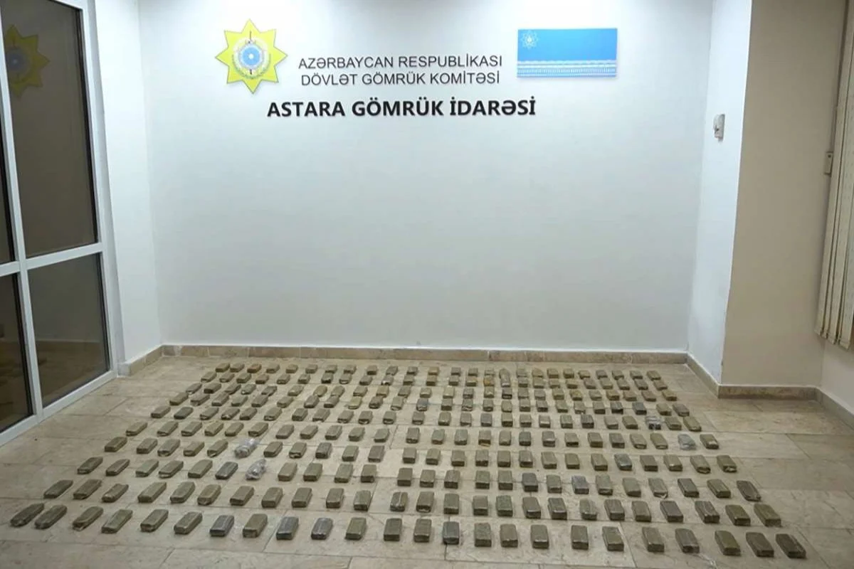 “Qarpız” yükünün içərisində narkotik keçirməyə cəhd etdilər - VİDEO