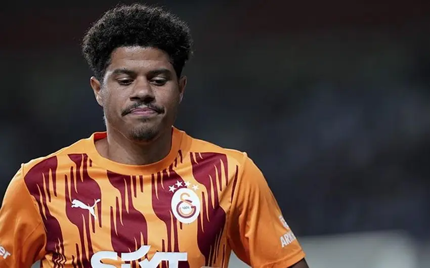 "Qalatasaray"ın futbolçusu yenidən karyerasını İngiltərədə davam etdirə bilər
