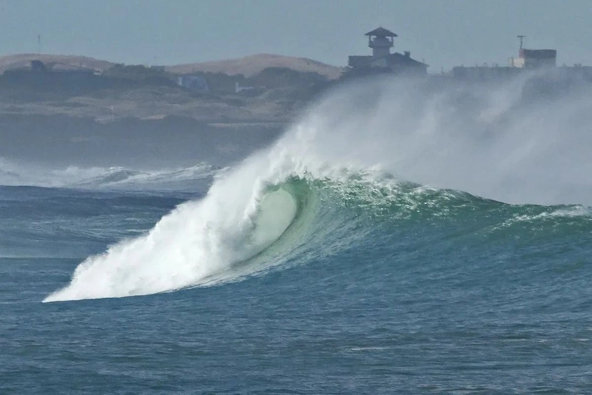 Yaponiyada baş verən zəlzələdən sonra hündürlüyü 80 santimetrə çatan dalğalar qeydə alınıb