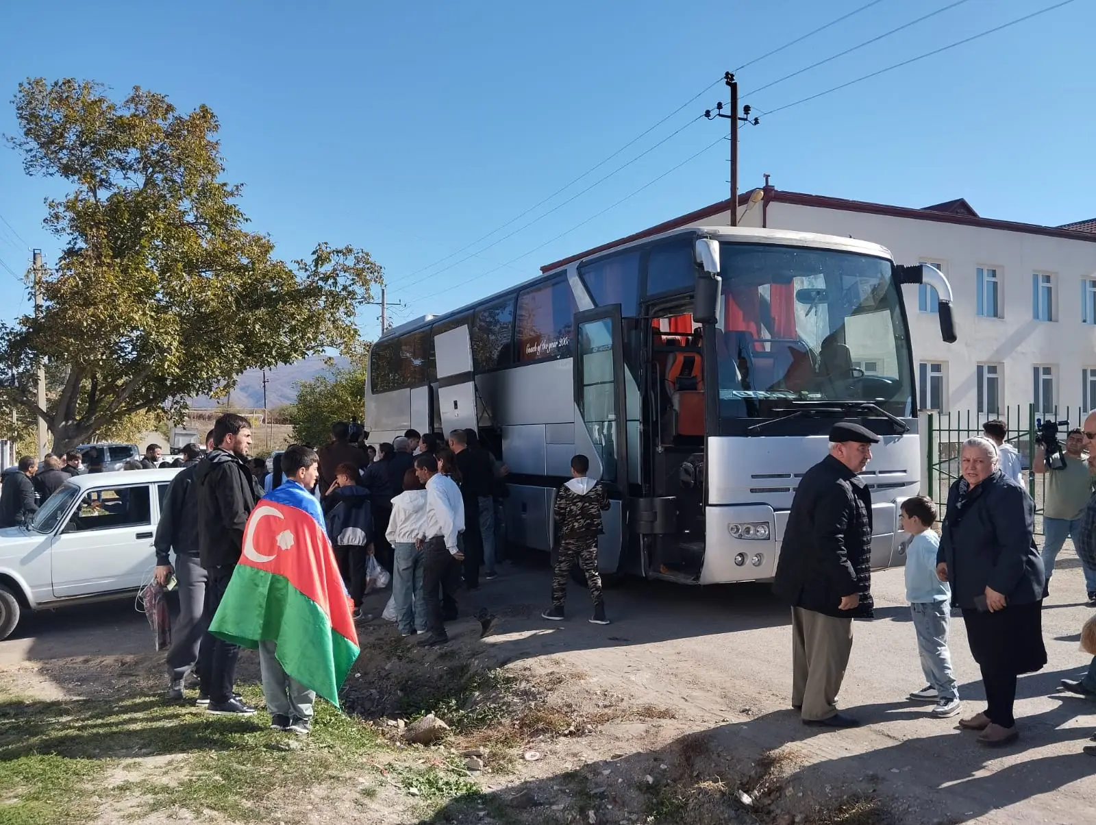 Xocalının Təzəbinə və Ballıca kəndlərinə növbəti köç oldu - FOTO