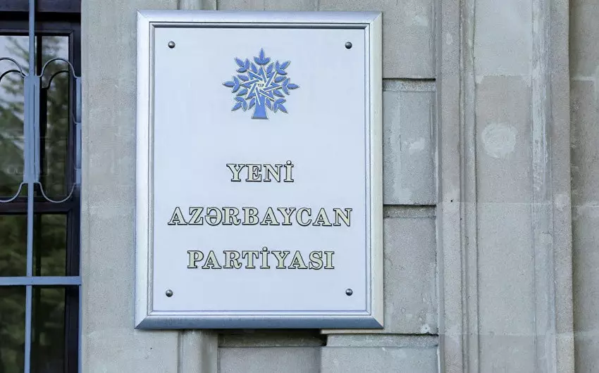 YAP 50 min seçicinin imzası olduğu vərəqələri MSK-ya təqdim edib