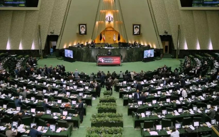 İranda parlament seçkilərinin ikinci turu başlayıb Alton