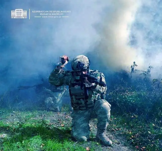 Ermənilər son sülh şansını qaçırırlar