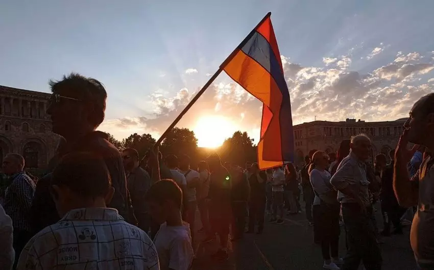 KİV: Ermənistanda yeni anti-Rusiya əhvali-ruhiyyəsi formalaşır