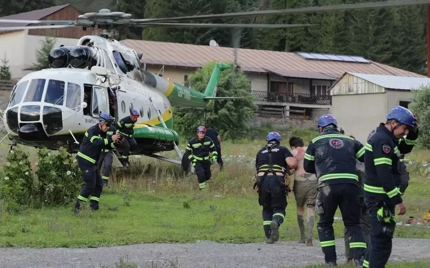 Gürcüstanda torpaq sürüşməsində ölənlərin artıb