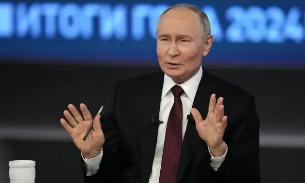 Putin İranın bombalanmasını təcavüz adlandırıb