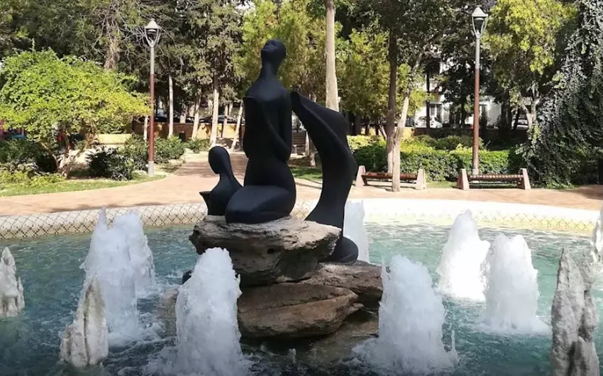 Xaqani bağının bir hissəsinin zəbt edilməsi iddialarına münasibət bildirilib