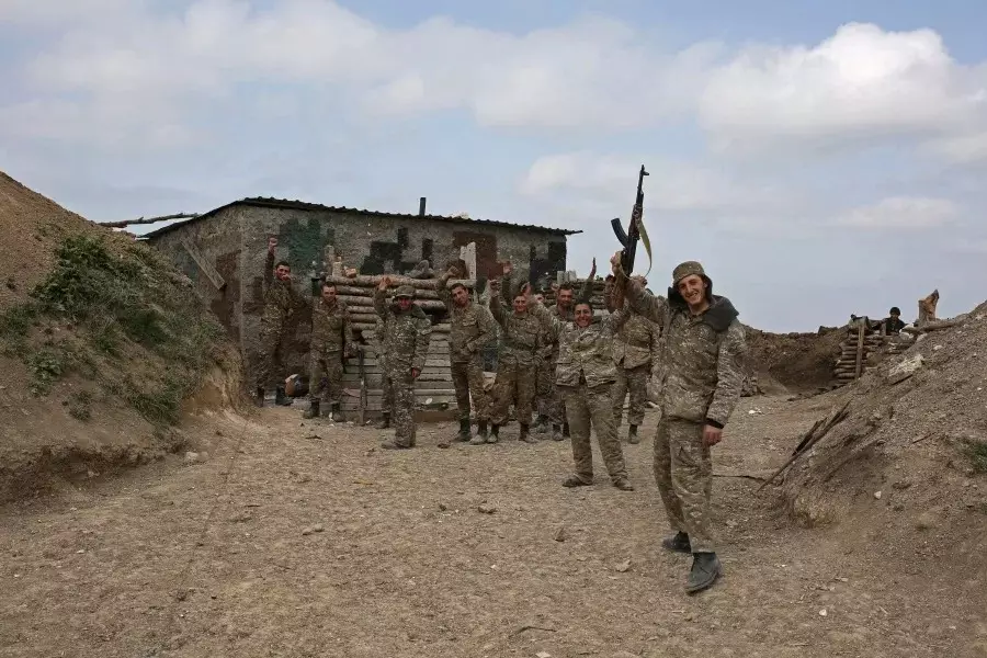 Ermənistan yeni təxribata hazırlaşır - Şərti sərhəddə nə BAŞ VERİR?