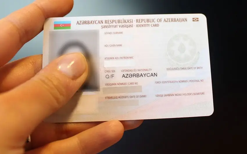 Şəxsiyyət vəsiqəsində əks olunan məlumatların tərkibinin yenilənməsi sonuncu oxunuşda qəbul edilib