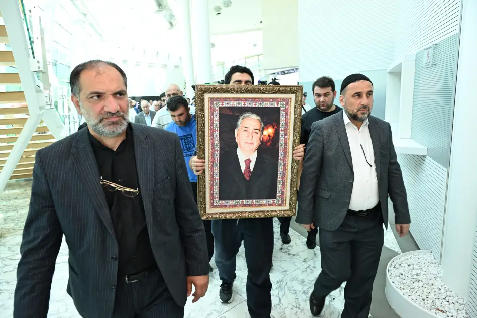 Xalq artisti Arif Babayevlə vida mərasimi keçirilib - YENİLƏNİB