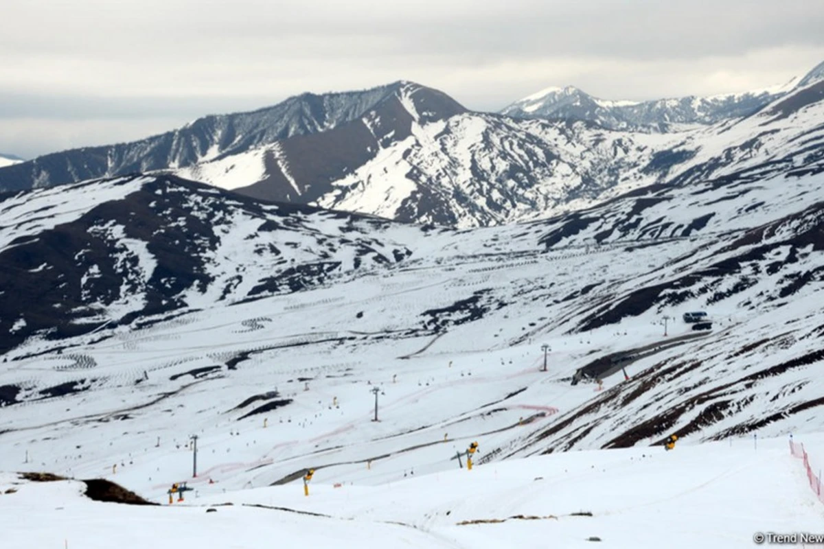 Bakı və Abşeron yarımadasının bəzi yerlərində, dağlıq rayonlarda qar yağıb