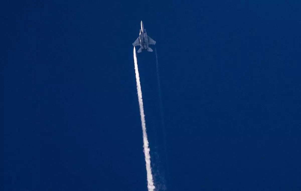 Çin ABŞ-ı kosmosun hərbiləşdirilməsini dayandırmağa çağırıb