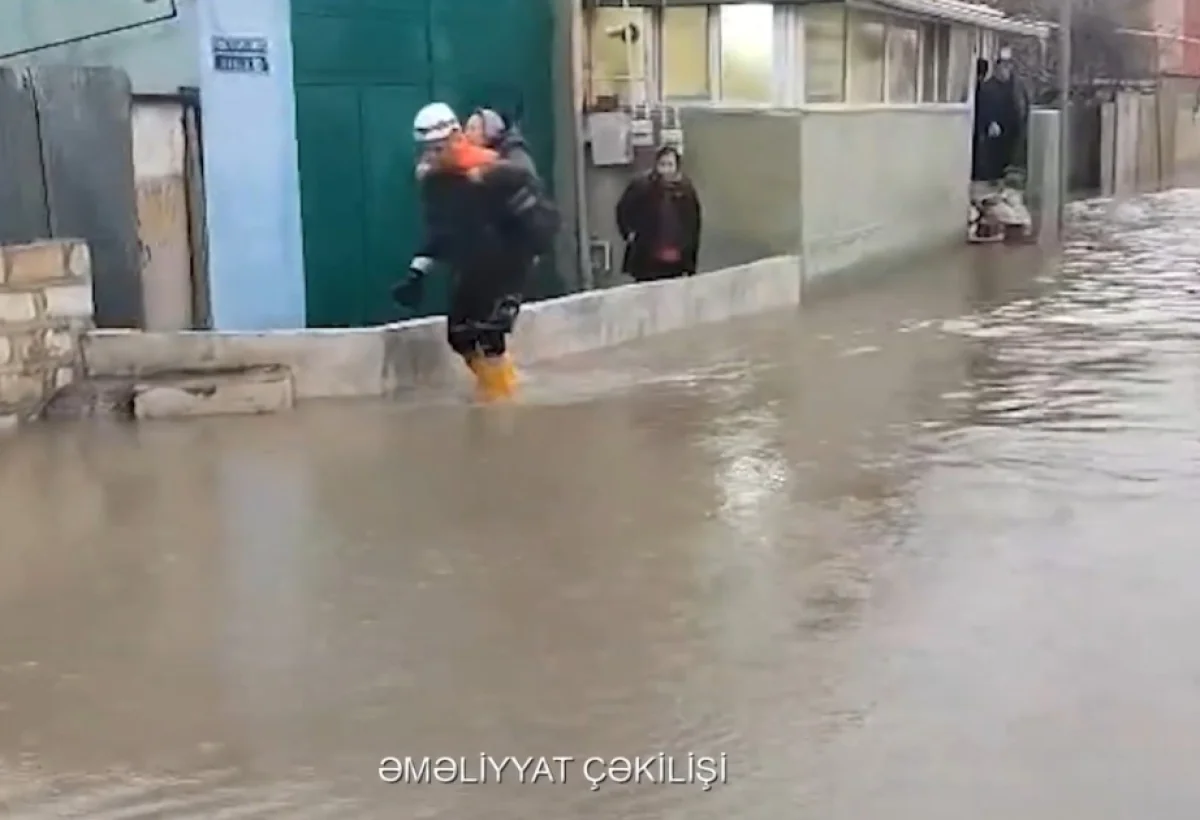 FHN Bakı və Sumqayıtda 33 nəfəri təxliyə etdi