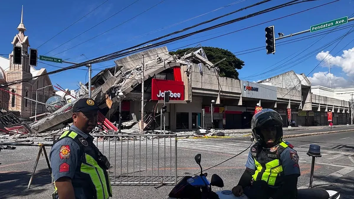 Death toll from Philippines earthquake rises to 19