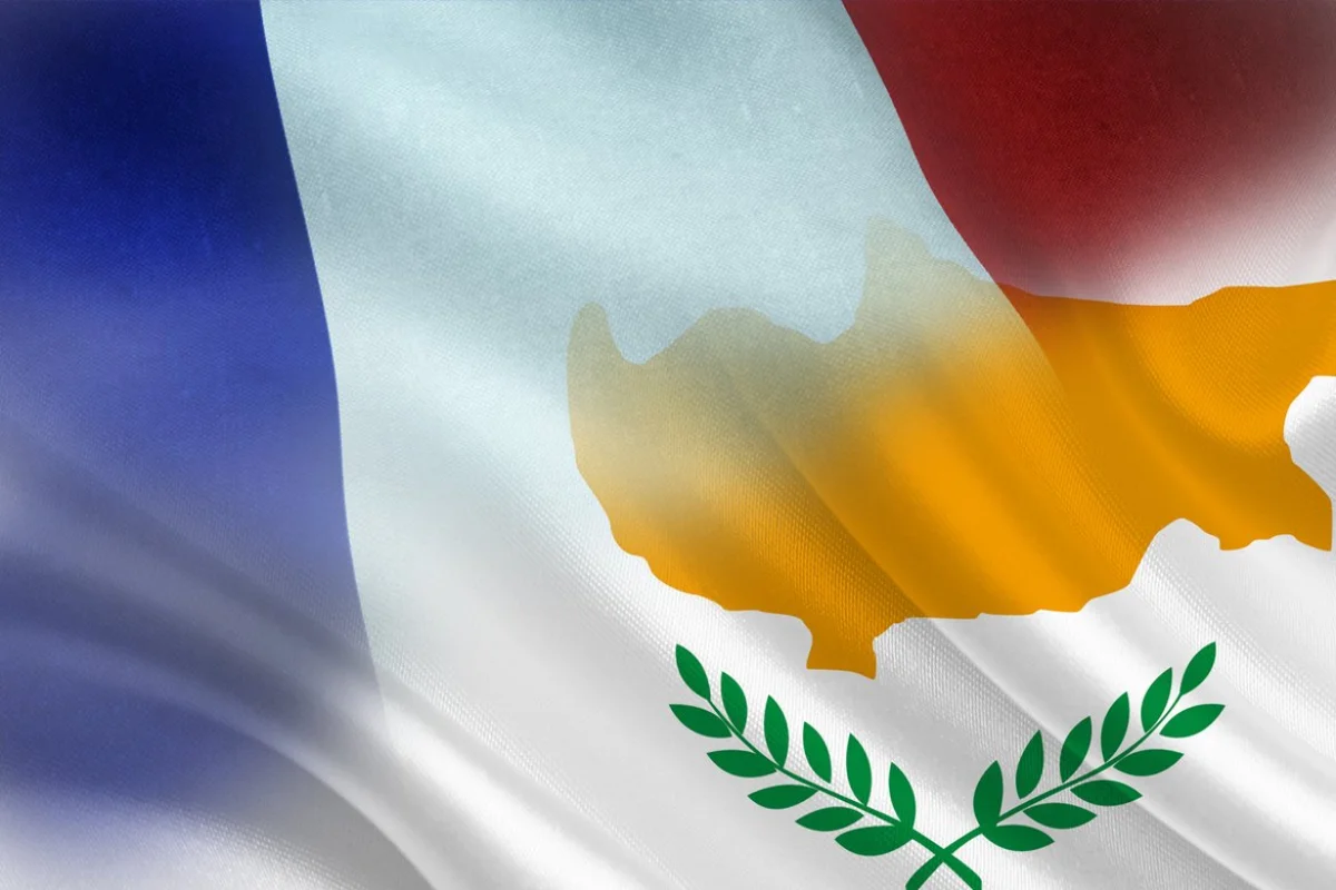 Fransa Kiprə raket sistemləri və hərbi freqatlar göndərir