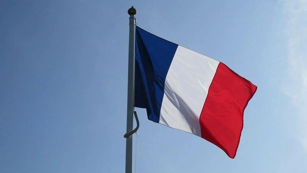 France urges citizens to leave Mali amid security crisis