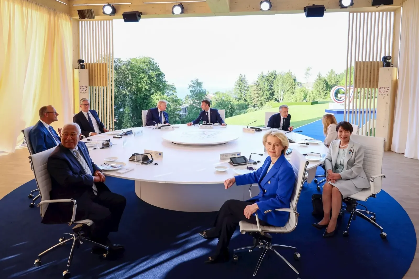 Лидеры G7 потребовали от Северной Кореи денуклеаризации
