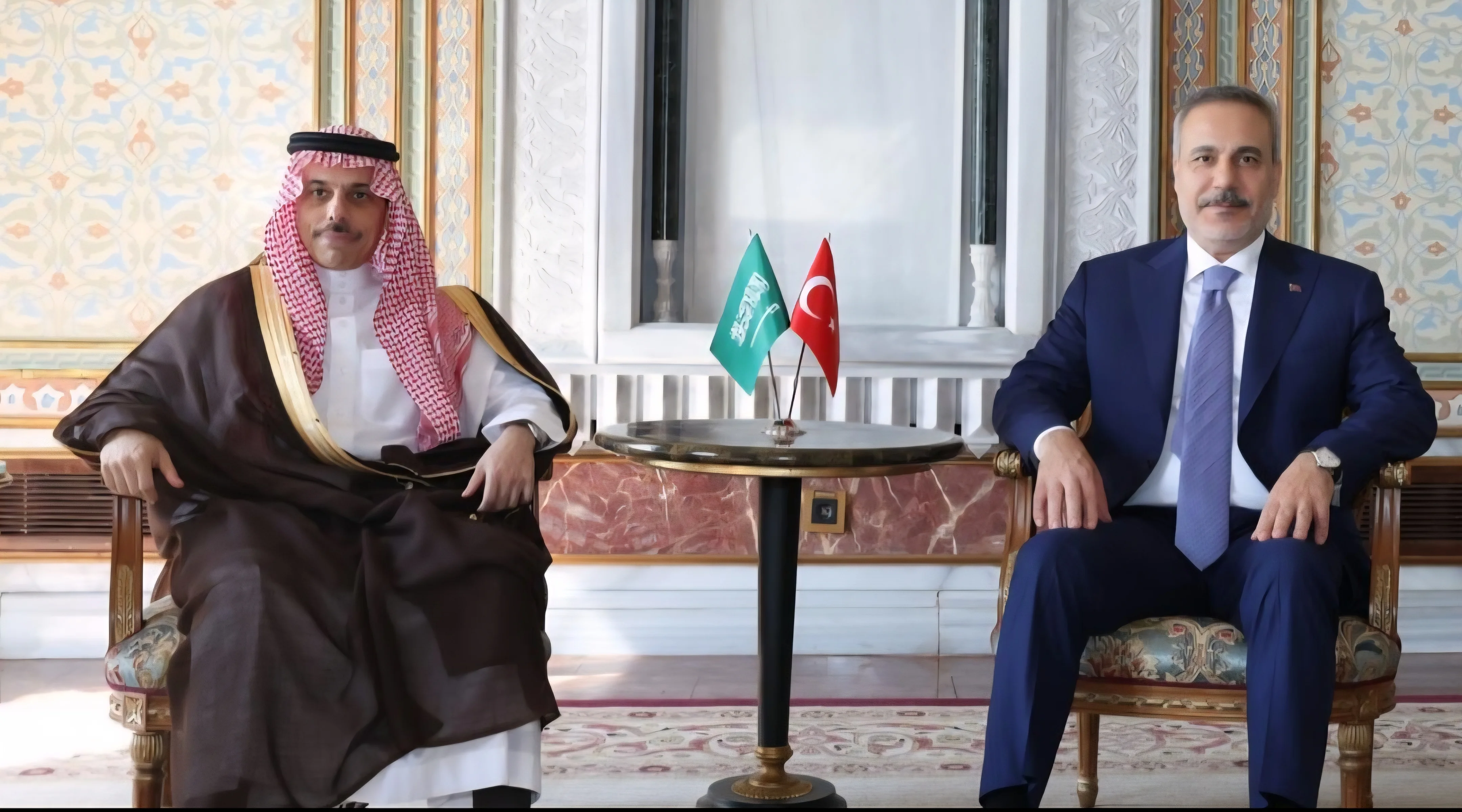 Hakan Fidan həmkarı ilə görüşdü