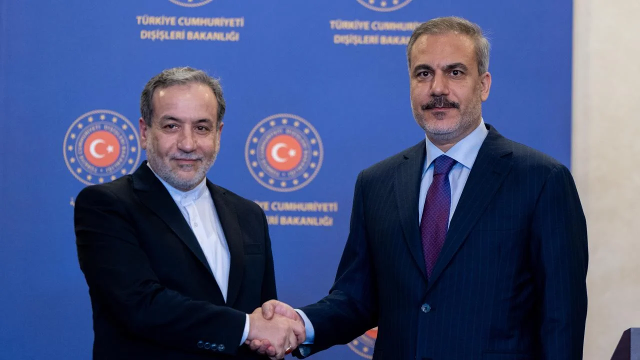 Hakan Fidan discusses regional issues with Iranian counterpart