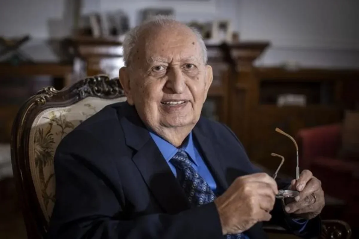 Hüsaməddin Cindoruk vəfat etdi