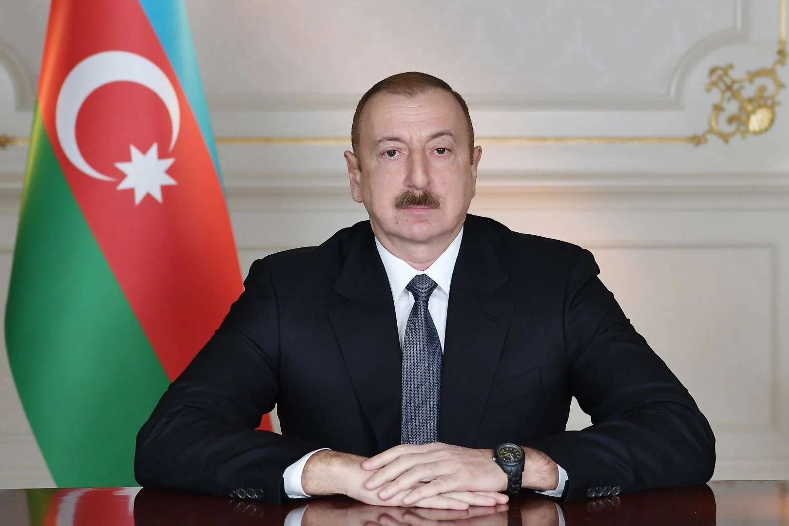 İlham Əliyev: Əlaqələrimiz uğurla inkişaf edir