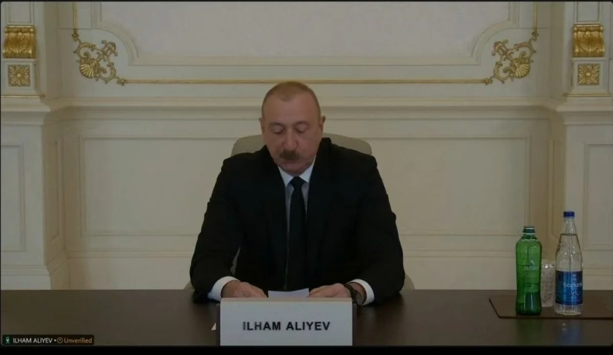 İlham Əliyev İrəvandakı “Avropa Siyasi Birliyi” sammitində çıxış edir