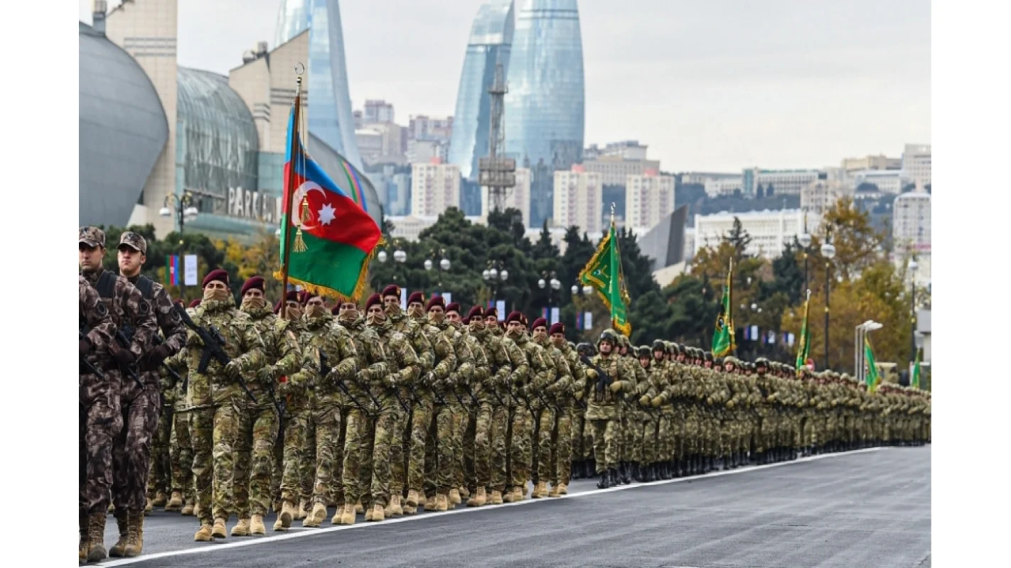 İlham Əliyev Müdafiə Nazirliyinin hərbçilərini təltif edib