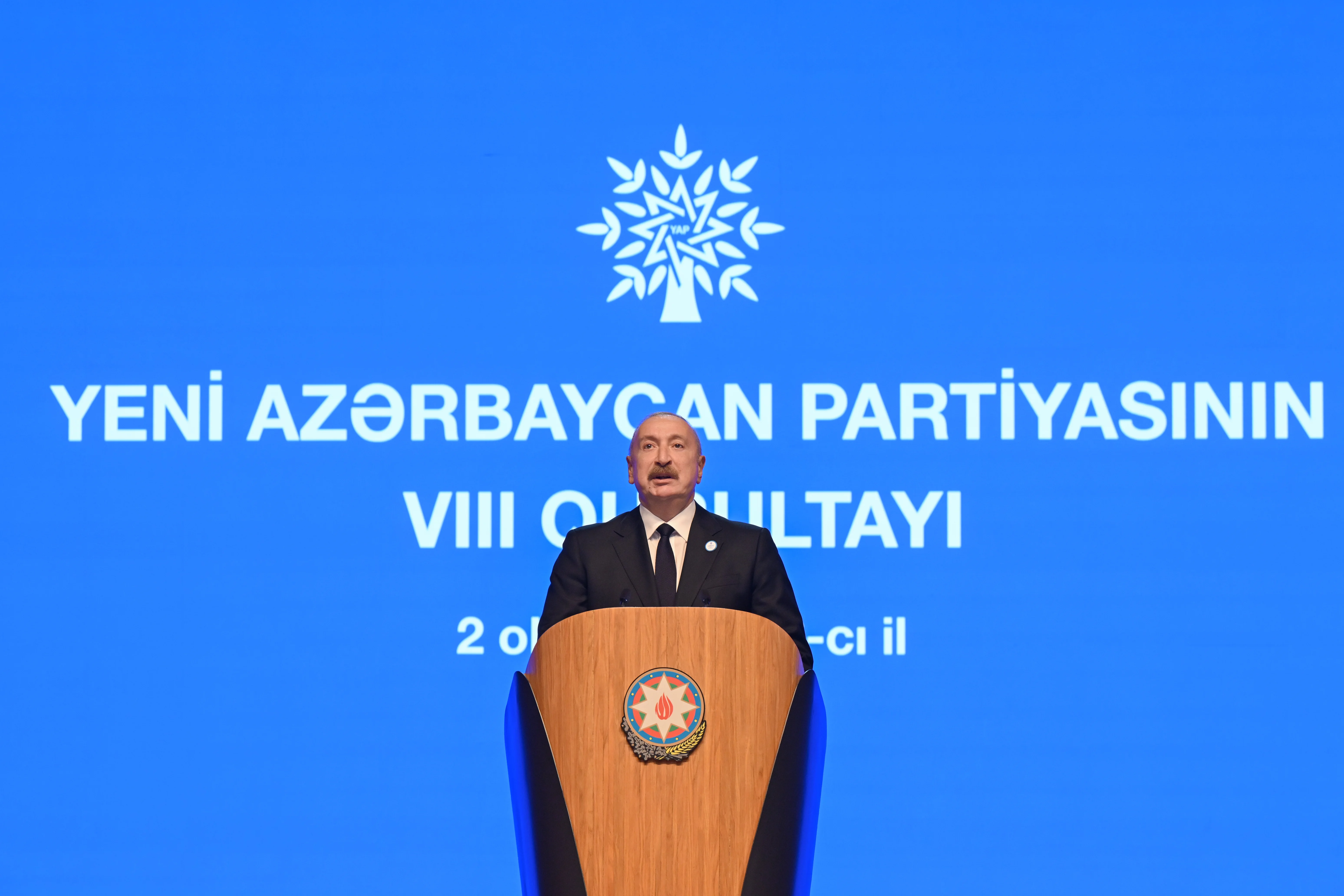 Ilham Aliyev addresses New Azerbaijan Party congress
