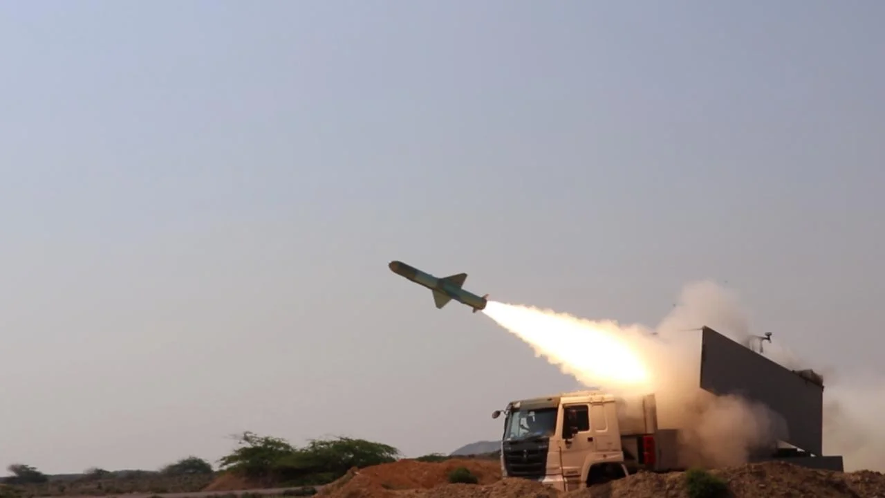 İran Fars körfəzi ölkələrinin enerji obyektlərinə yeni raket zərbələri endirib