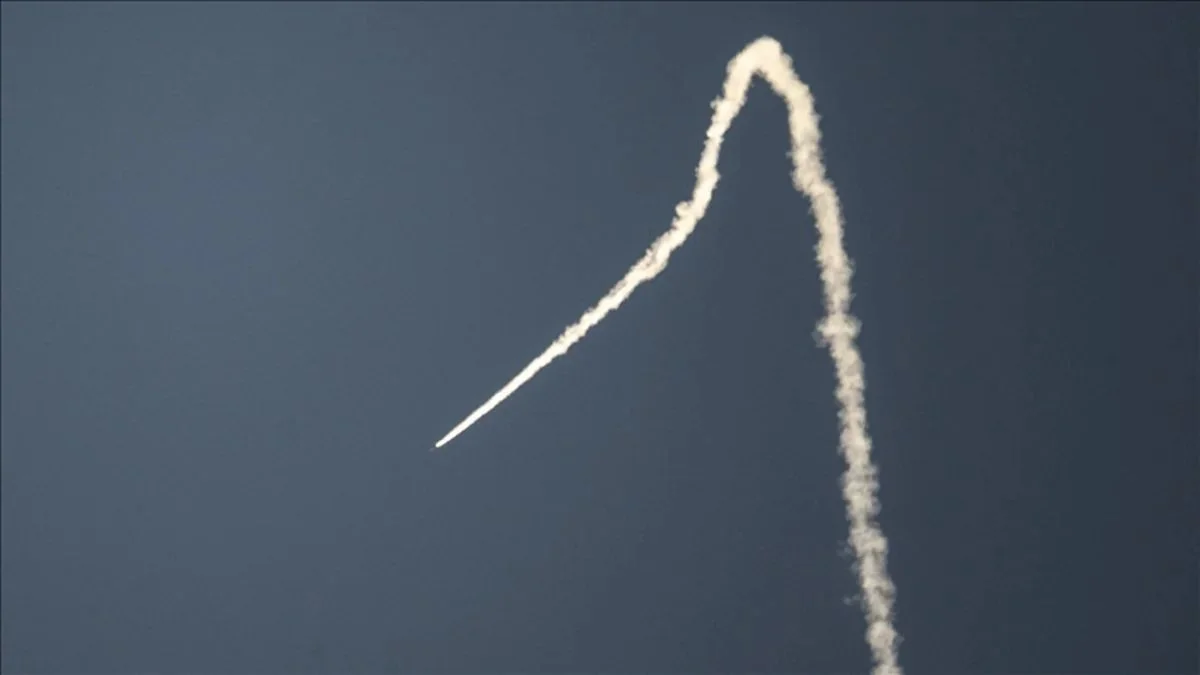 Иран выпустил баллистическую ракету в сторону Турции