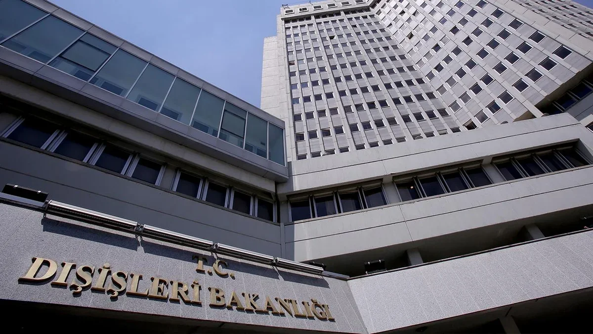 İran səfiri Türkiyə XİN-ə çağırılıb