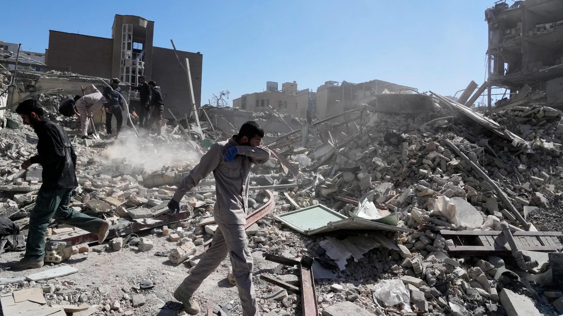 İrana hücumlar nəticəsində 1444 nəfər ölüb