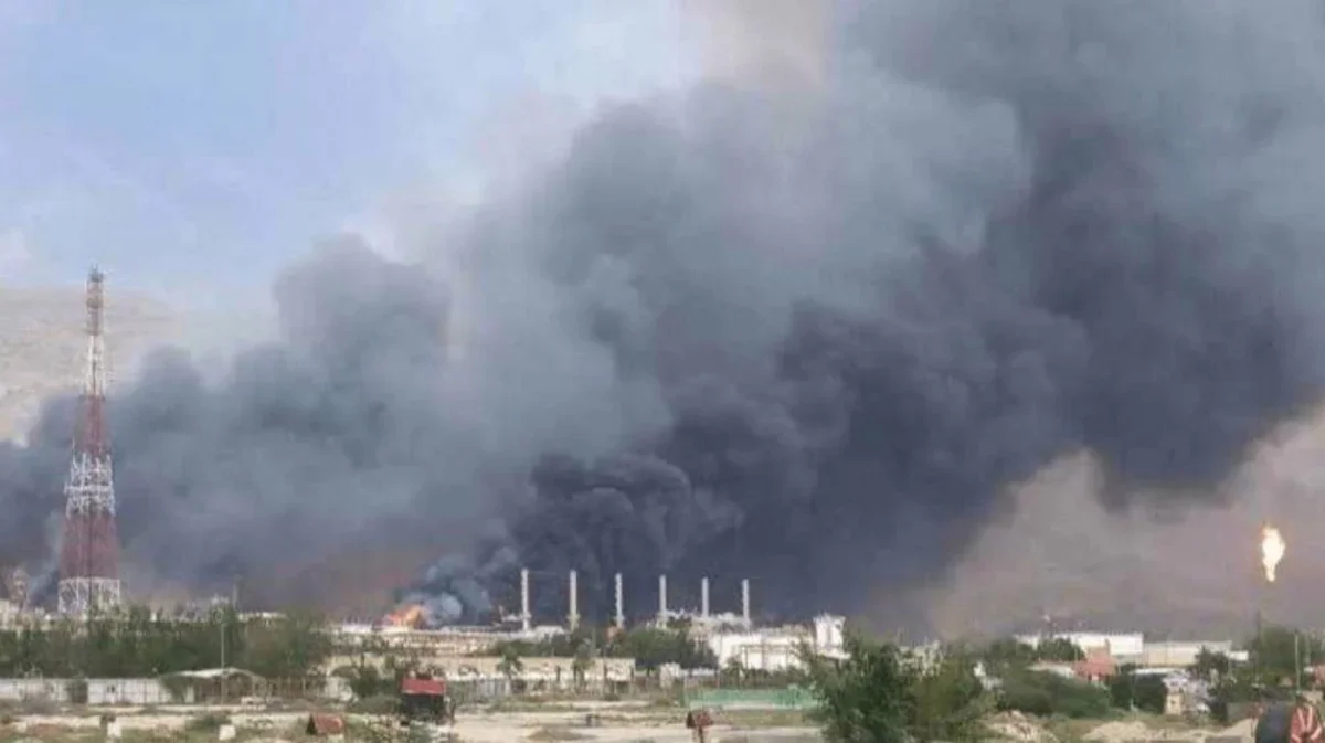 İranda neft-kimya zavodu partladı